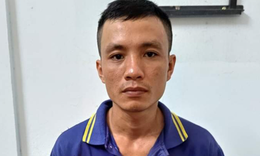 Bố tố con trai đe dọa giết 8 người thân