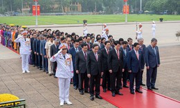 L&#227;nh đạo Đảng, Nh&#224; nước c&#249;ng c&#225;c ĐBQH v&#224;o Lăng viếng Chủ tịch Hồ Ch&#237; Minh trước Kỳ họp thứ 7