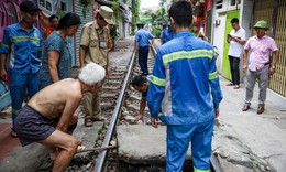 &#39;Phố đường t&#224;u&#39; bị tổ li&#234;n ng&#224;nh kiểm tra đột xuất sau nhiều phản &#225;nh