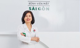 Nữ b&#225;c sĩ nh&#227;n khoa - hết l&#242;ng v&#236; những ca bệnh kh&#243;