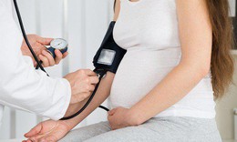 Tăng huyết áp thai kỳ: Nguyên nhân, biểu hiện, cách điều trị và phòng bệnh