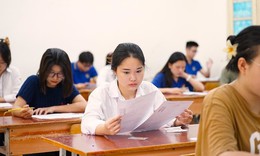 Điểm chuẩn đại học năm nay biến động thế n&#224;o?