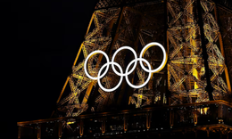 Ch&#249;m ảnh khai mạc Olympic 2024 với bữa tiệc &#225;nh s&#225;ng ho&#224;nh tr&#225;ng tr&#234;n s&#244;ng Seine