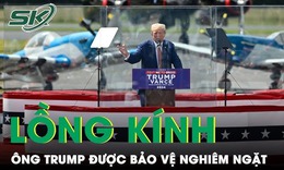 &#212;ng Trump được bảo vệ sau lớp k&#237;nh chống đạn khi vận động tranh cử ngo&#224;i trời sau vụ &#225;m s&#225;t hụt