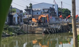 Th&#244;ng tin mới vụ b&#249;n thải sau nạo v&#233;t đổ thẳng ra hồ nước ở Huế 