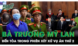 Bị c&#225;o Trương Mỹ Lan mặc sơ mi xanh, thần sắc tỉnh t&#225;o hầu t&#242;a trong phi&#234;n x&#233;t xử vụ &#225;n thứ 2