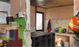 Một nghệ sĩ h&#224;i miền Nam tuổi xế chiều sống tạm ở nh&#224; kho, kh&#244;ng show, gặp kh&#243; khăn về sức khỏe