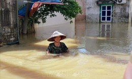 Bộ Y tế hướng dẫn người d&#226;n v&#249;ng lũ c&#225;ch vệ sinh nguồn nước, ph&#242;ng dịch bệnh