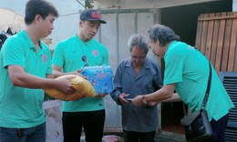 Những tấm lòng nghệ sĩ tiếp sức cho vùng lũ Thái Nguyên