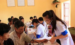 Cao Bằng đẩy mạnh ch&#237;nh s&#225;ch y tế hướng đến người ngh&#232;o v&#249;ng cao