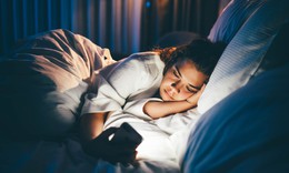 L&#253; do dễ gặp khiến bạn mất ngủ v&#224; c&#225;ch khắc phục