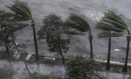 Khẩn trương ứng ph&#243; với &#225;p thấp nhiệt đới sắp mạnh l&#234;n th&#224;nh b&#227;o