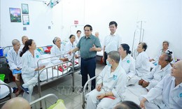 Thủ tướng Phạm Minh Chính kiểm tra, chỉ đạo xử lý các vướng mắc tại Cần Thơ