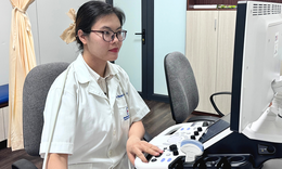 Nữ b&#225;c sĩ d&#224;nh trọn t&#226;m huyết cho nghi&#234;n cứu ph&#225;t hiện sớm ung thư v&#250;