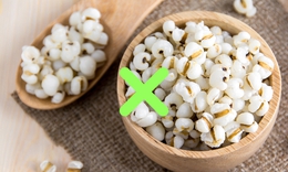 Bộ Y tế thu hồi dược liệu Ý dĩ của Phòng chẩn trị Y học cổ truyền Y sĩ Lương Mạnh Tuấn