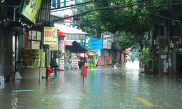 Bão số 12 khiến mưa lớn ở miền Trung kéo dài đến hết tháng 10
