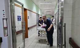 Ngành y tế Huế đảm bảo trực cấp cứu 24/24 phòng chống bão 12