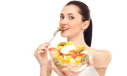 Mùa đông ăn gì giúp da mặt sáng mịn?