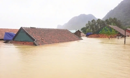 Miền Trung 'thoát' đợt mưa cực lớn nhờ yếu tố bất ngờ