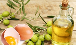 Phục hồi t&#243;c hư tổn bằng protein trứng g&#224;