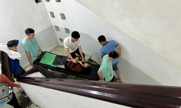 Bệnh viện Trung ương Huế vững v&#224;ng giữa t&#226;m lũ