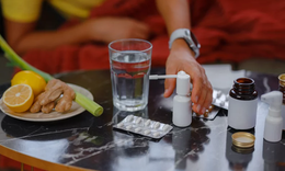 Thận trọng khi d&#249;ng thuốc cảm c&#250;m tổng hợp