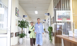 Ph&#225;t hiện v&#224; điều trị sớm, điều kỳ diệu xảy ra với bệnh nh&#226;n ung thư U70