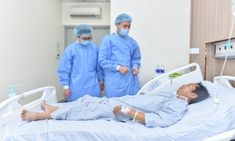 Anh trai hiến gan cứu em suy gan cấp biến chứng n&#227;o gan độ IV nguy kịch