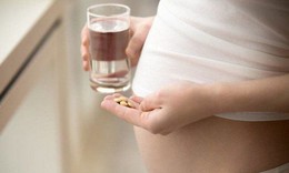 Uống axit folic sau khi biết c&#243; thai liệu c&#243; qu&#225; muộn?