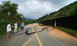 Chi viện 40.000 &#39;rọ th&#233;p&#39; cho miền Trung để giữ đường, giữ cầu