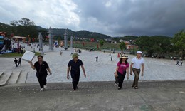 Tạm ho&#227;n khai hội m&#249;a thu C&#244;n Sơn - Kiếp Bạc năm 2025