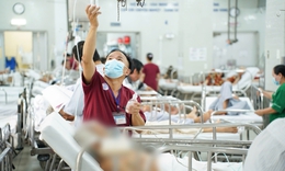 BV Chợ Rẫy chia sẻ m&#244; h&#236;nh bảo vệ nh&#226;n vi&#234;n y tế: Thay đổi nhỏ, hiệu quả lớn