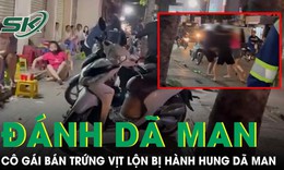 Phẫn nộ clip c&#244; g&#225;i b&#225;n trứng vịt lộn bị đ&#225;nh đập d&#227; man tại TP.HCM