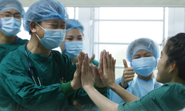 Kh&#225;m sức khỏe định kỳ cho người d&#226;n thể hiện r&#245; n&#233;t sự quan t&#226;m của Đảng, Nh&#224; nước