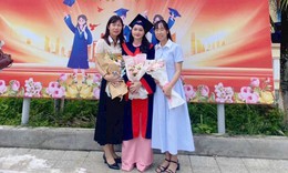 H&#224;nh tr&#236;nh đặc biệt của em b&#233; mồ c&#244;i vươn l&#234;n th&#224;nh c&#244; gi&#225;o