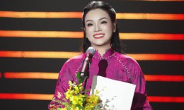 Nữ NSƯT nổi tiếng d&#242;ng nhạc đỏ vừa được phong h&#224;m Ph&#243; gi&#225;o sư l&#224; ai?