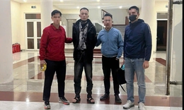 G&#227; thanh ni&#234;n nhiễm HIV &#233;p b&#233; g&#225;i 12 tuổi v&#224;o nh&#224; nghỉ