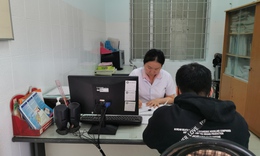 Người nhiễm HIV ở Kh&#225;nh H&#242;a an t&#226;m điều trị bằng thuốc ARV để c&#243; sức khỏe ổn định