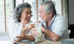 Những loại sữa cho người gi&#224; được y&#234;u th&#237;ch hiện nay