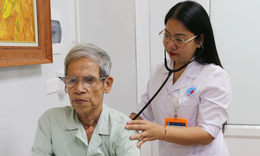 &#39;Đơn thuốc AI&#39; v&#224; hiểm họa sức khỏe (2): Tin tưởng tuyệt đối v&#224;o AI l&#224; v&#244; tr&#225;ch nhiệm với mạng sống ch&#237;nh m&#236;nh