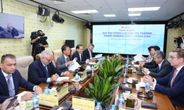 Bảo đảm khả năng tiếp cận thuốc an to&#224;n, hiệu quả, gi&#225; hợp l&#253; cho người d&#226;n