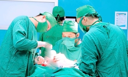 Gh&#233;p sọ tự th&#226;n th&#224;nh c&#244;ng cho thiếu ni&#234;n 15 tuổi