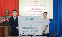 Herbalife Việt Nam n&#226;ng tổng số tiền đ&#243;ng g&#243;p 3.976.600.000 đồng ủng hộ đồng b&#224;o bị thiệt hại do thi&#234;n tai b&#227;o lũ g&#226;y ra