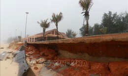 Quảng Trị: Bờ kè bãi tắm cộng đồng Trung Giang sạt lở nghiêm trọng