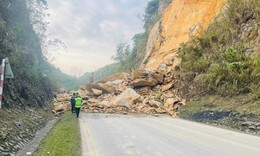 Đã từng xảy ra nhiều vụ đá lở trên đèo Thung Khe ngay cạnh vị trí vừa sạt lở 