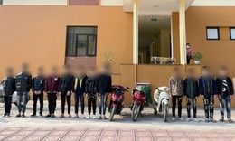 Phạt hơn 90 triệu, tạm giữ 13 xe mô tô của nhóm thanh thiếu niên vi phạm giao thông