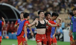 Ngược dòng giữa "chảo lửa" Rajamangala, U22 Việt Nam giành HCV SEA Games 33