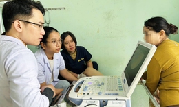 Đang kh&#225;m bệnh miễn ph&#237;, b&#225;c sĩ ph&#225;t hiện bệnh nh&#226;n thai ngo&#224;i tử cung vỡ