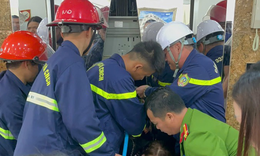 21 người mắc kẹt trong thang máy do sự cố kỹ thuật