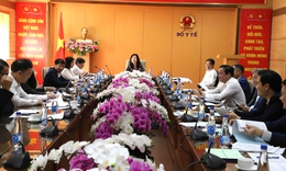 Bám sát kết quả thực hiện nhiệm vụ chính trị, chuyên môn của từng đơn vị ngành y tế, khen thưởng đúng và ý nghĩa lan tỏa